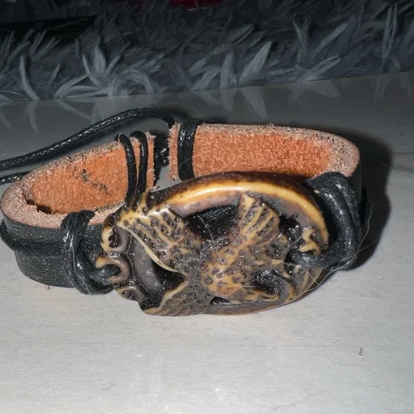 $2 EAGLE BRACELET. NEW. $2 WITH ANY $10 ORDER OR MORE - Picture 8 of 8